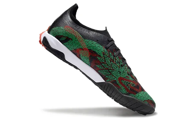 Puma Black Green Textured Synthetic Upper Geometric Pattern Overlay Indoor Soccer Shoes 2