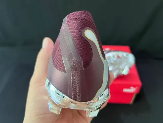Puma Future Z Sapatos de futebol burdeos chama metálica para solo firme 3