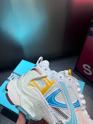 Puma সাদা বহুরঙ্গী প্ল্যাটফর্ম সোল বহুরঙ্গী সিন্থেটিক ওভারলে চাঙ্কি স্নিকার 5