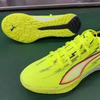 Puma Yellow Red Neon Knit Upper Formstrip Indoor Soccer Shoes