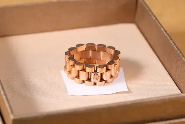 Rolex Jubilé and President Multicolor Oyster-Style Link Construction Crown Emblem Bracelet 8