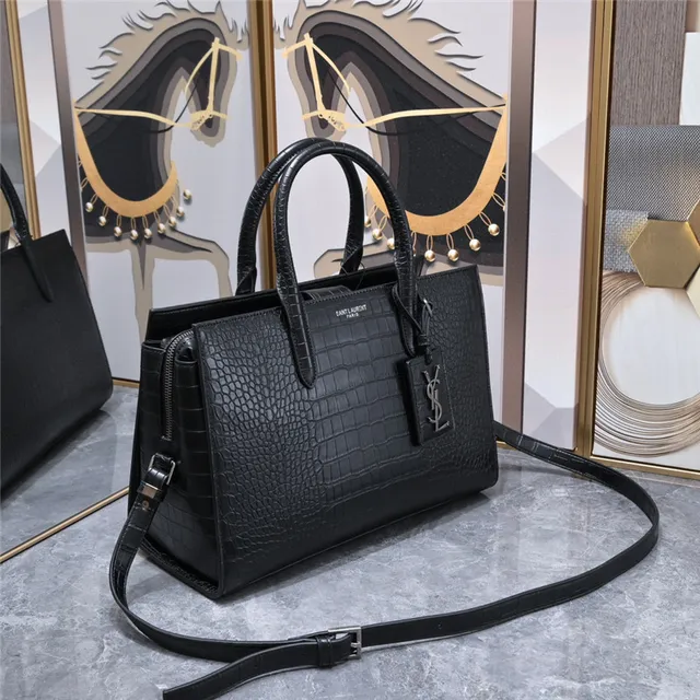 Saint Laurent Sac de Jour Sac tote en cuir noir estampé crocodile 9