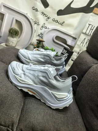 Chaussures de running Salomon XT-6 Lightning Pro blanches et grises 5