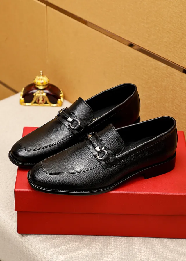 Salvatore Ferragamo Gancini Black Textured Leather Loafers 8