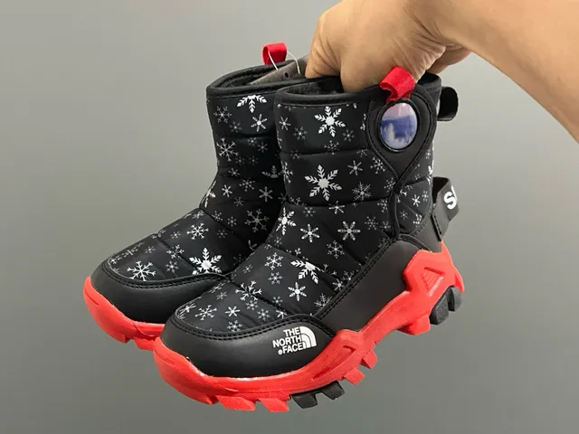 The North Face Navy Blue Quilted Insulation Snowflake Print Snow Boots 18