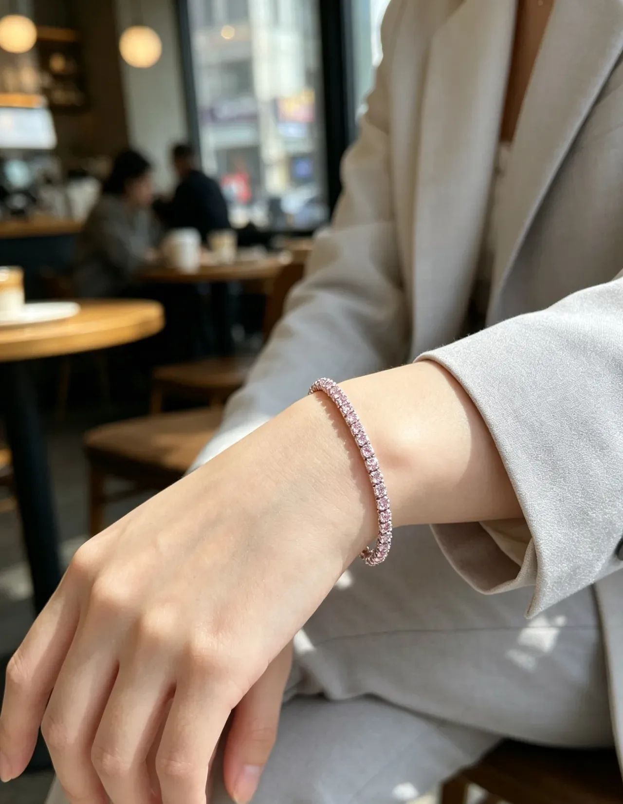 Tiffany & Co. Bracelet Argent Rose Gemmes Pavé-Set Accents de Pierres Claires Alternants 8