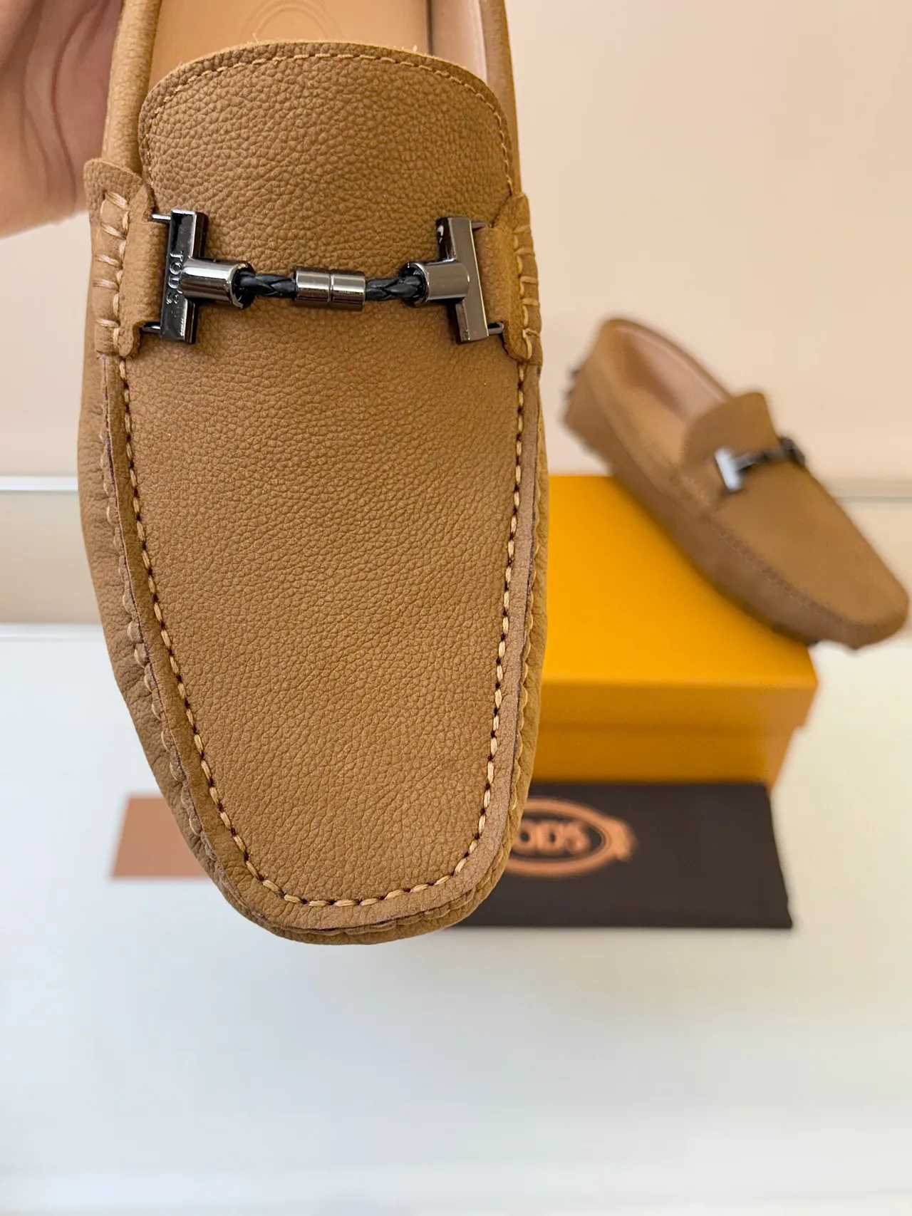 Tod's Gommino Loafer Marron cuir à grain boucle à mors Loafer 3