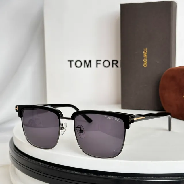 Tom Ford Rectangular Half-Rim Black and Gold Optical Glasses 6