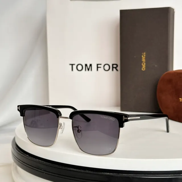 Tom Ford Rectangular Half-Rim Black and Gold Optical Glasses 8