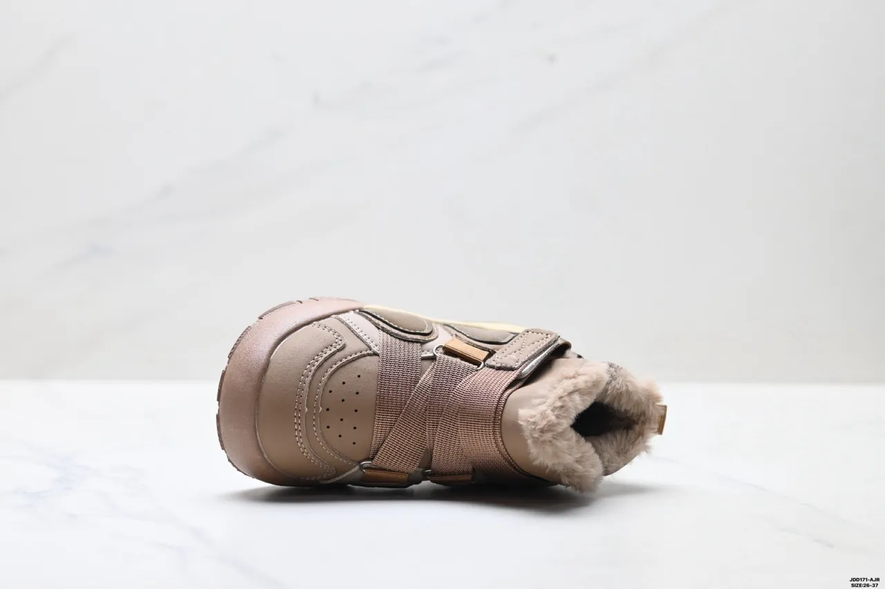 UGG Beige Marron Bottines à la cheville doublées de fausse fourrure Bottes de neige 15