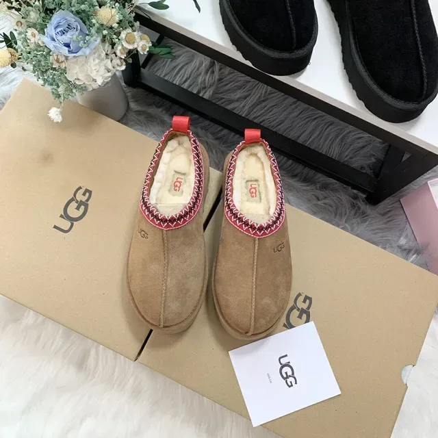 UGG Beige Red Platform Slip-On Suede Upper Loafer 5