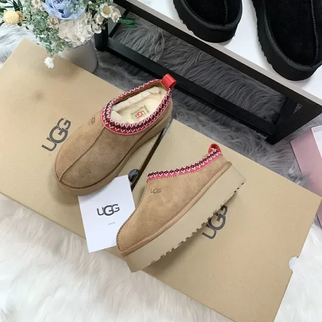 UGG Beige Red Platform Slip-On Suede Upper Loafer 7