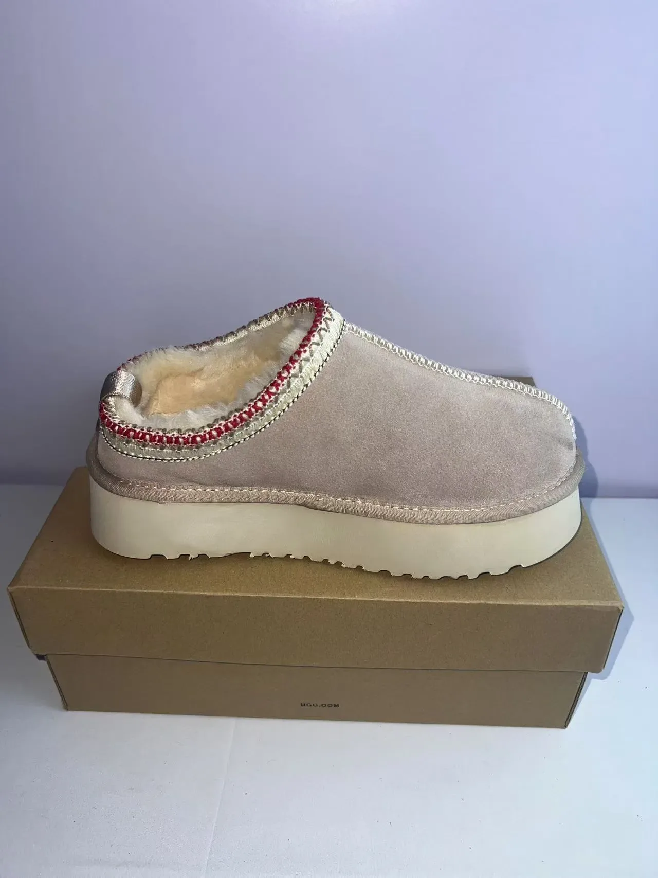UGG Beige Red Platform Sole Shearling-Lined Casual Shoes 2