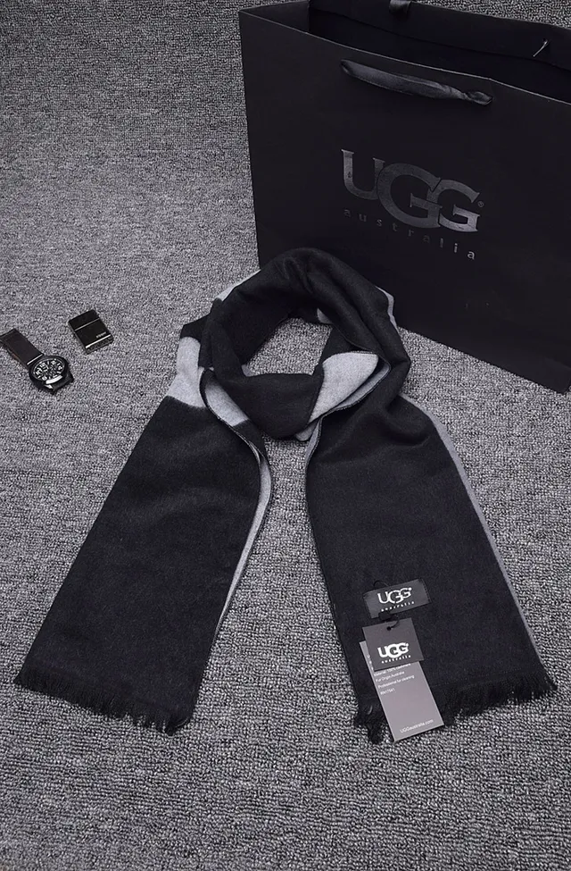 UGG Noir Gris Tricot côtelé Bord frangé Écharpe en cachemire 2
