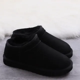 UGG कालो स्लिप-ऑन शियरलिंग-लाइंड स्नो बूट