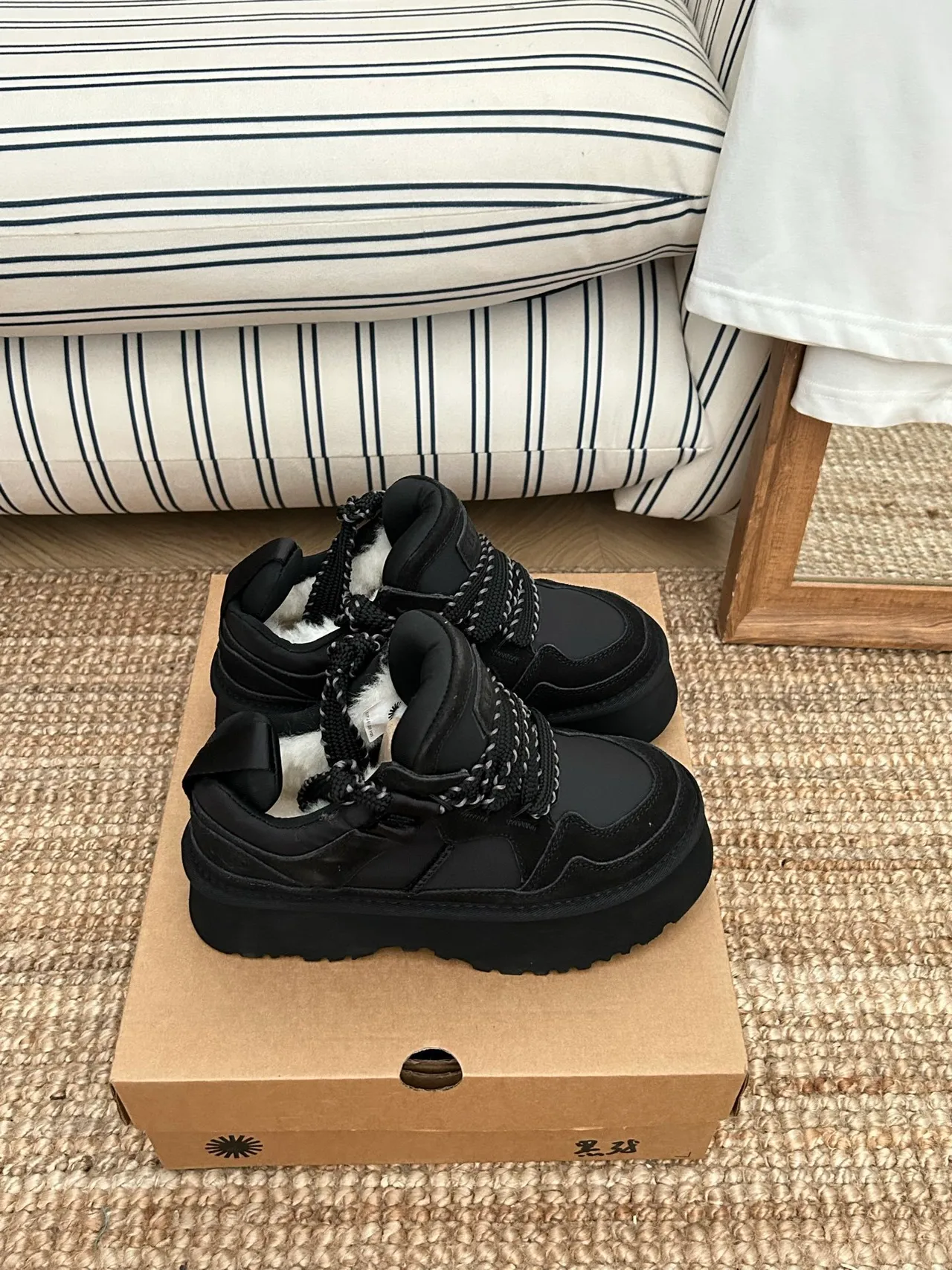 UGG Black White Chunky Platform Shearling-Lined Snow Boots 5