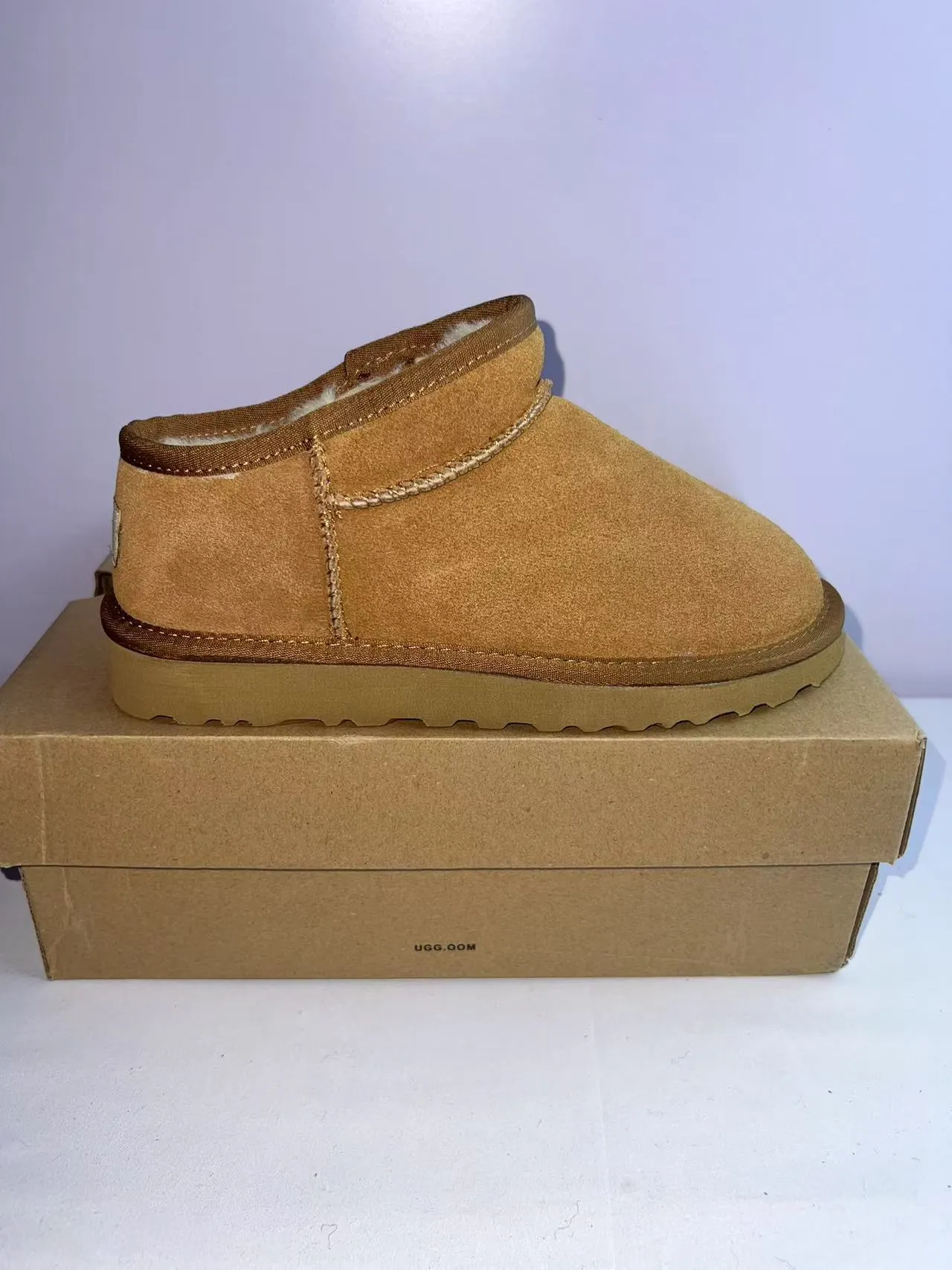 UGG Marrón Beige Ante Superior Forro de Borrego Botas de Nieve 3
