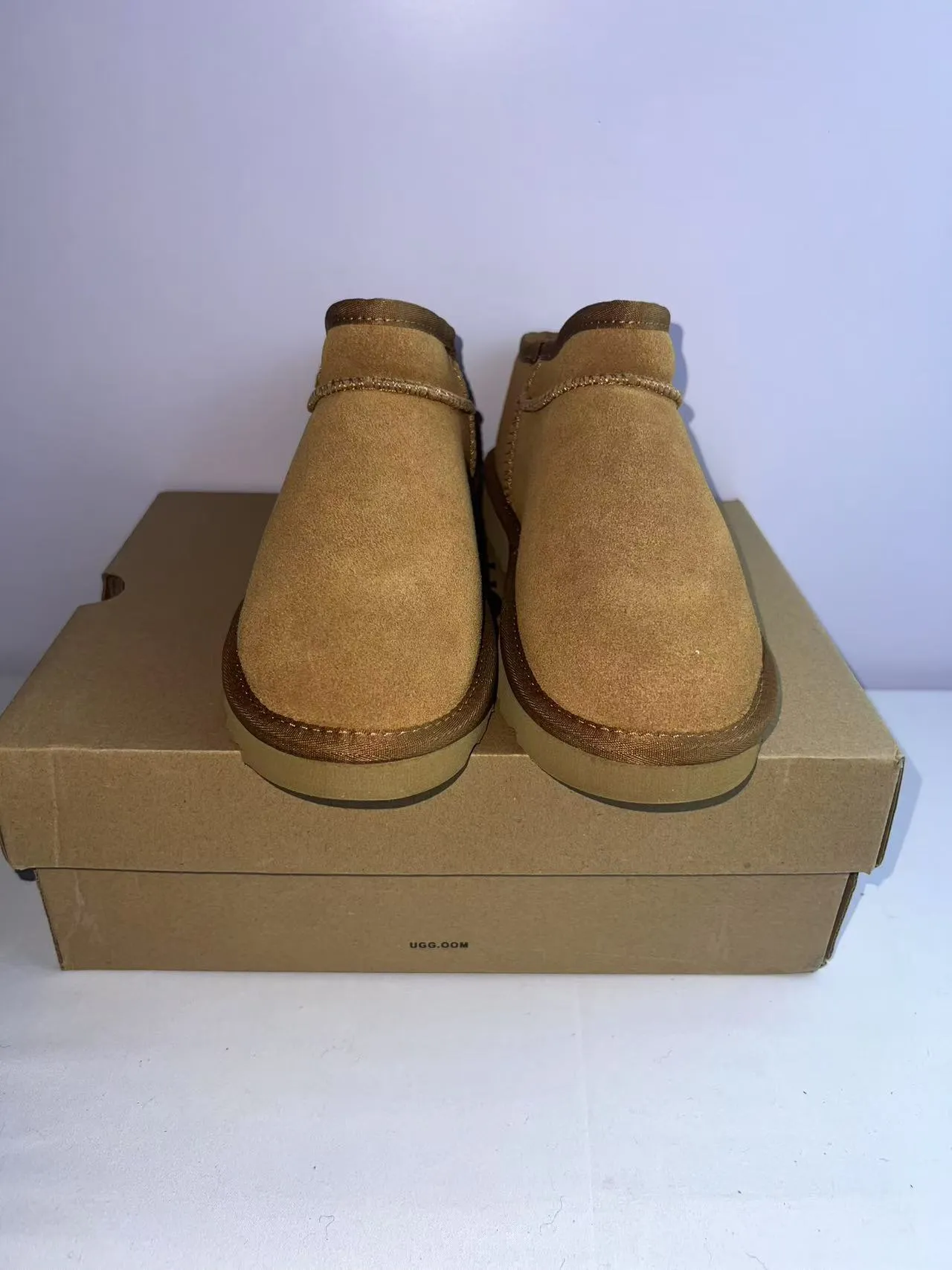 UGG Marrón Beige Ante Superior Forro de Borrego Botas de Nieve 4