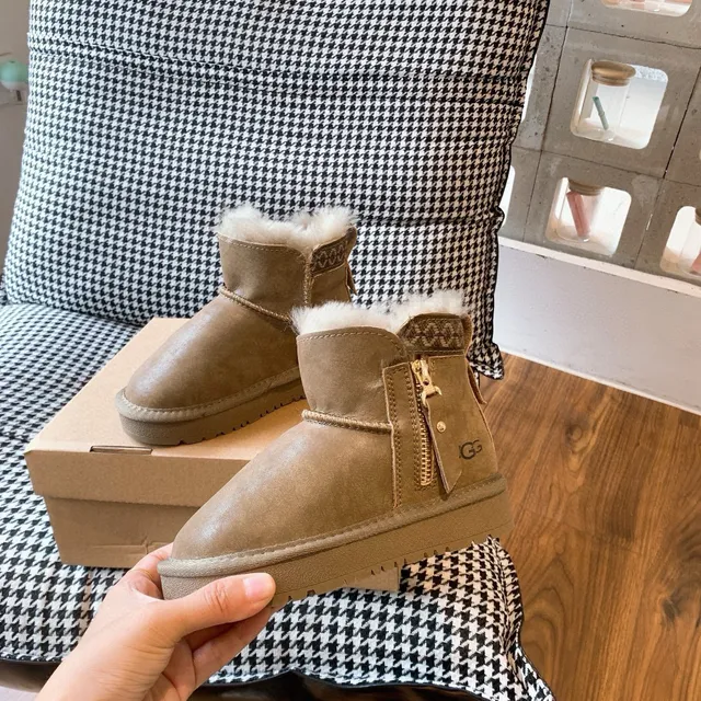 UGG Brown White Shearling-Lined Side-Zip Ankle Boots 23