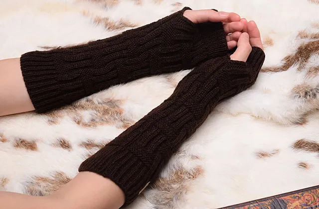UGG Cable-Knit Fingerless Arm Warmers Black Knit Gloves 10