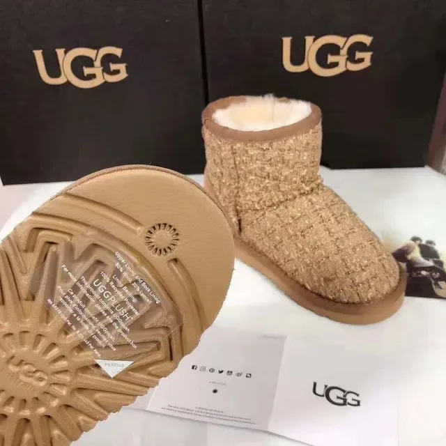 UGG Classic Beige Brown Woven Tweed Upper Shearling-Lined Cuff Snow Boots 2