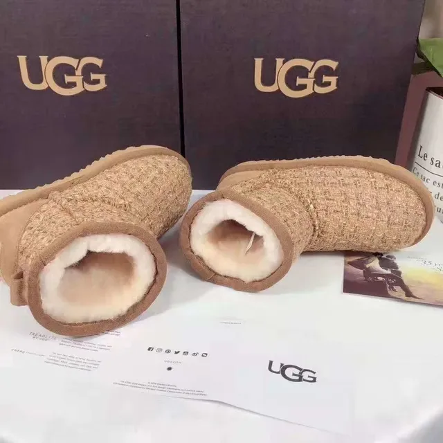 UGG Classic Beige Brown Woven Tweed Upper Shearling-Lined Cuff Snow Boots 6