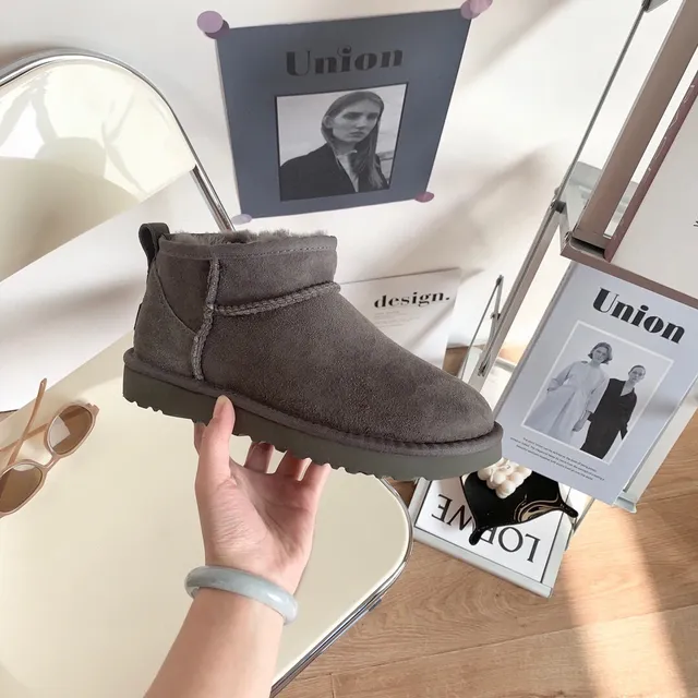 UGG Classic Short Suede Shearling-Lined Snow Boots 4