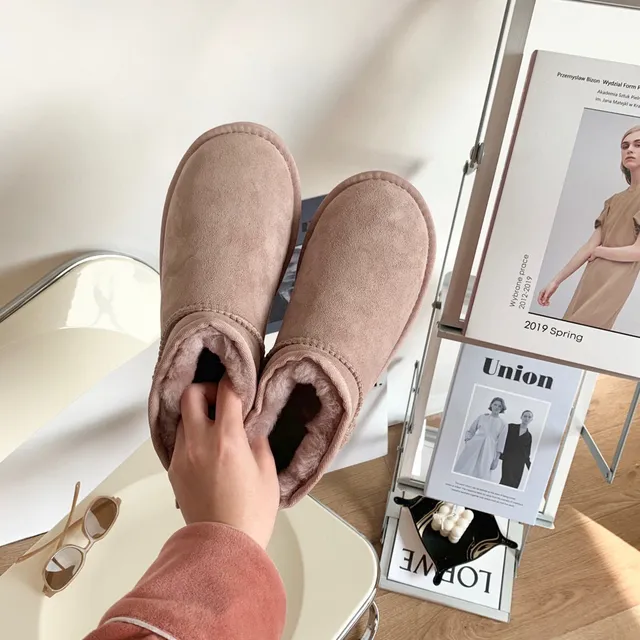 UGG Classic Short Suede Shearling-Lined Snow Boots 7