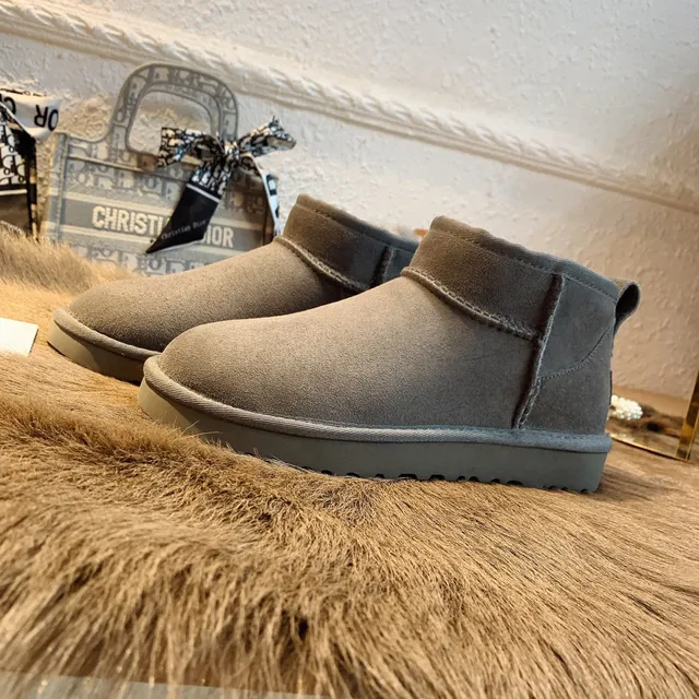 UGG Classic Short Suede Shearling-Lined Snow Boots 14