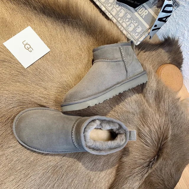 UGG Classic Short Suede Shearling-Lined Snow Boots 17