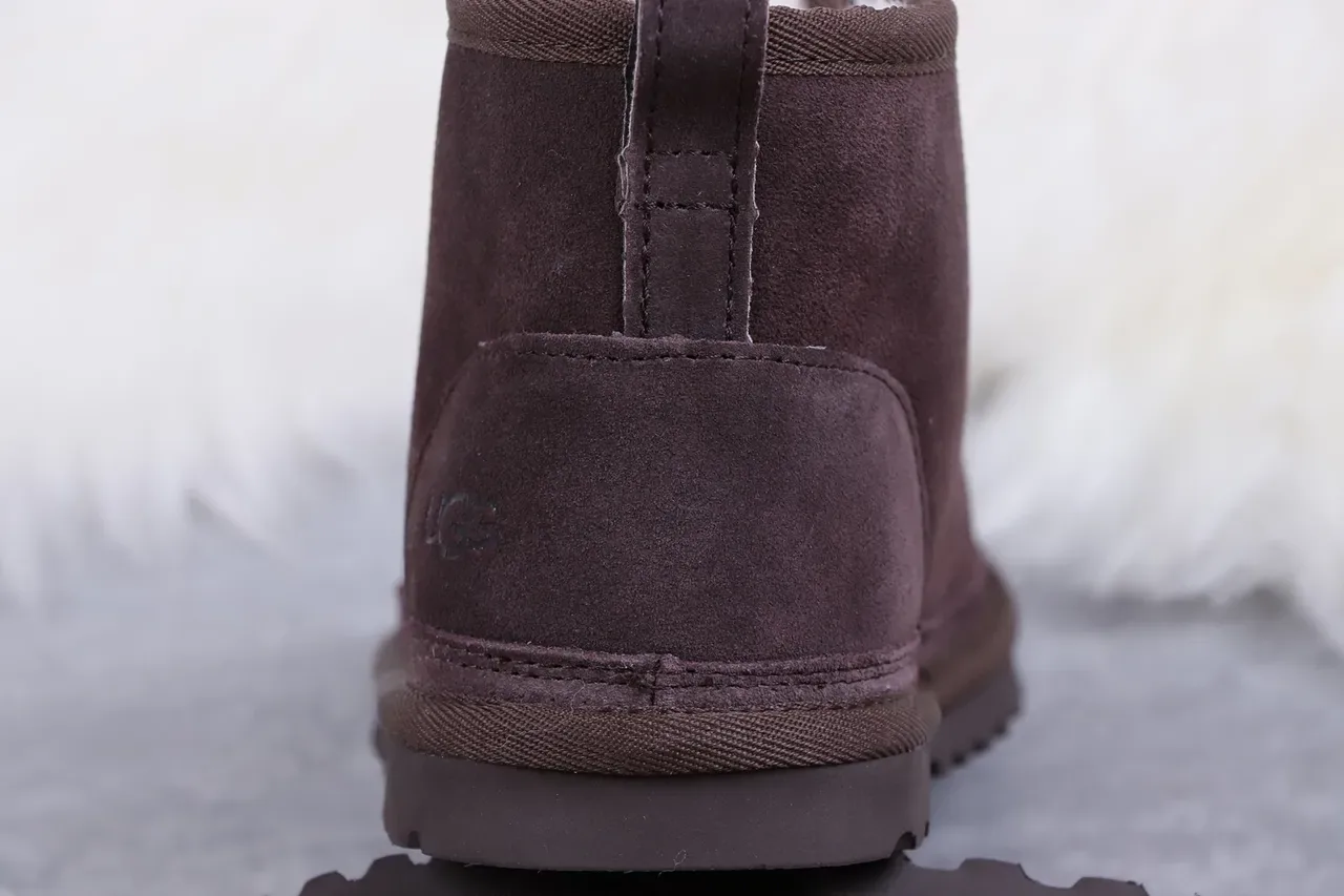 UGG Tasman 棕色羊皮羊毛内里系带雪靴 5