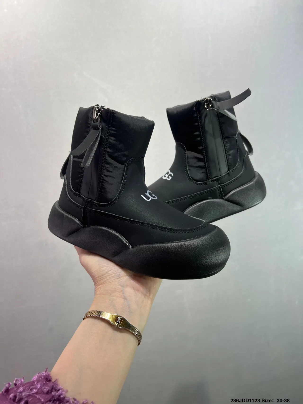 UGG Tasman Off-White Zippered Snow Boots 8