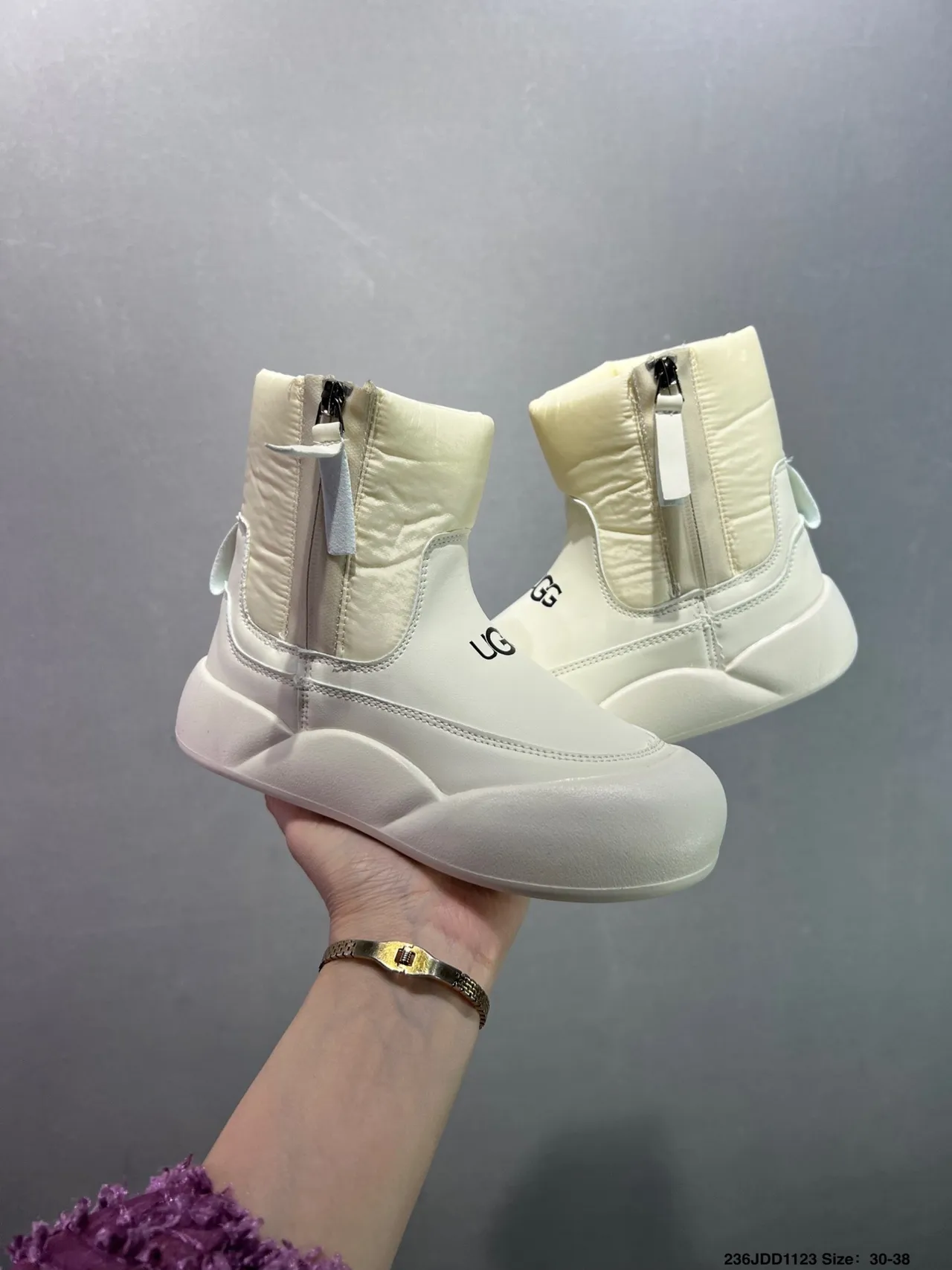 UGG Tasman Off-White Zippered Snow Boots 14