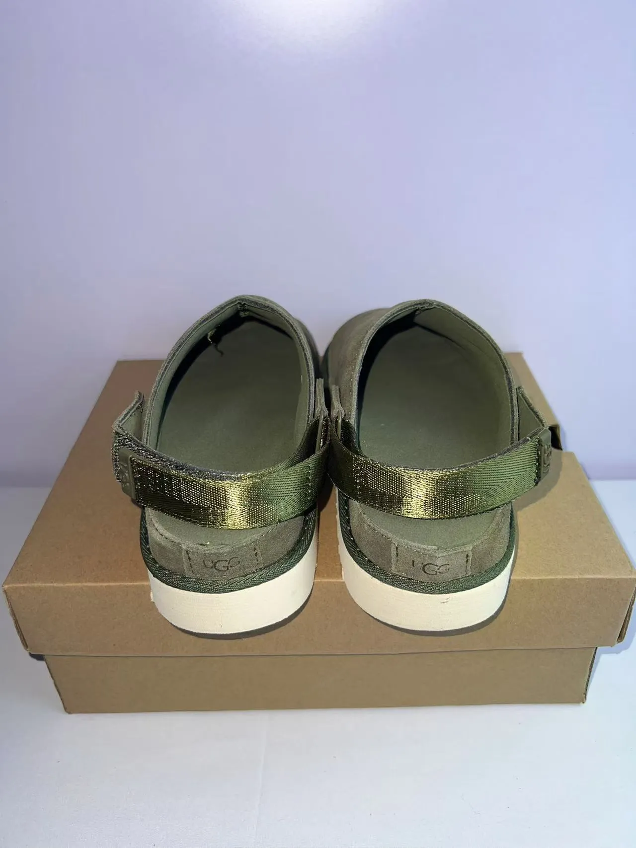 UGG Tasman Sabot en Daim Vert Olive 4