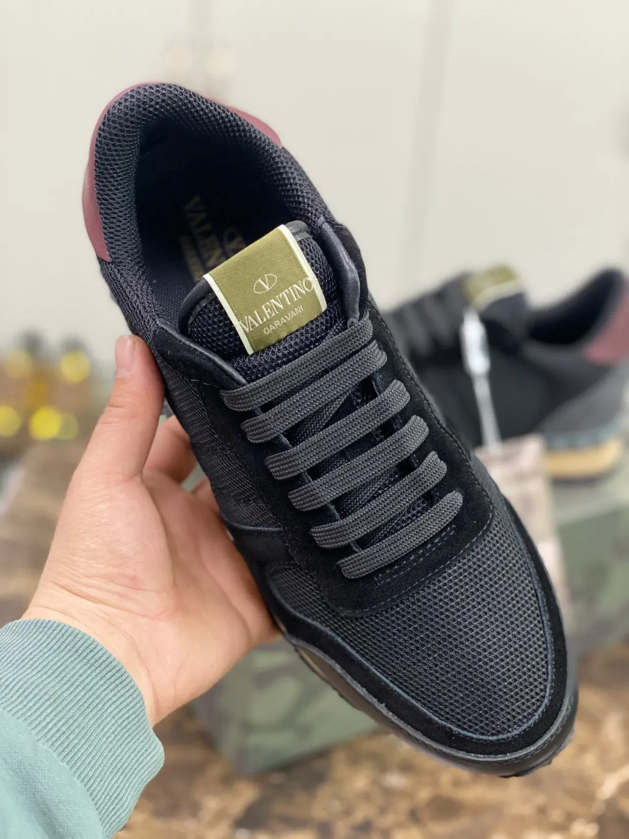 Valentino Preto Bege Malha E Camurça Superior Spiked Salto De Borracha Tênis Lifestyle 3