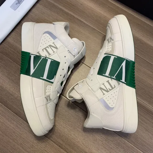 Valentino Garavani VLTN Tênis Lifestyle Brancos e Verdes de Cano Alto 5