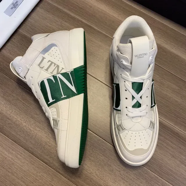 Valentino Garavani VLTN Tênis Lifestyle Brancos e Verdes de Cano Alto 6