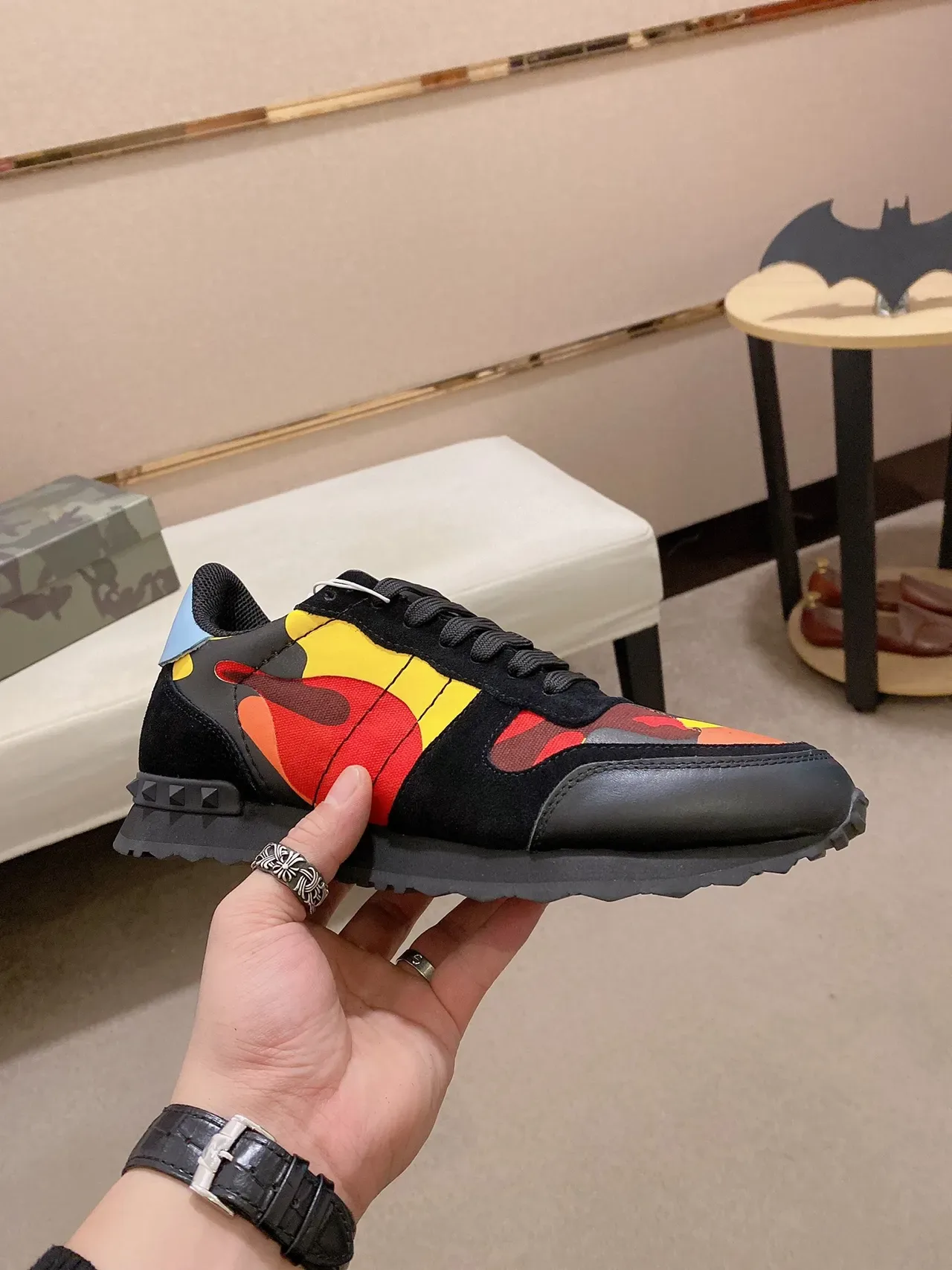 Valentino Rockstud Runner Impressão de Chama Preto Multicor Sneakers Lifestyle 5