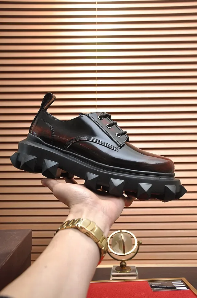 Valentino Rockstud Spiked Platform Oxford Shoes 9