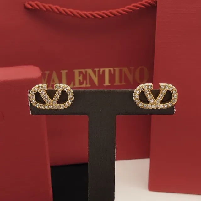 Valentino VLTN Brincos de tachinha com Cristais Pavé em tom dourado 3