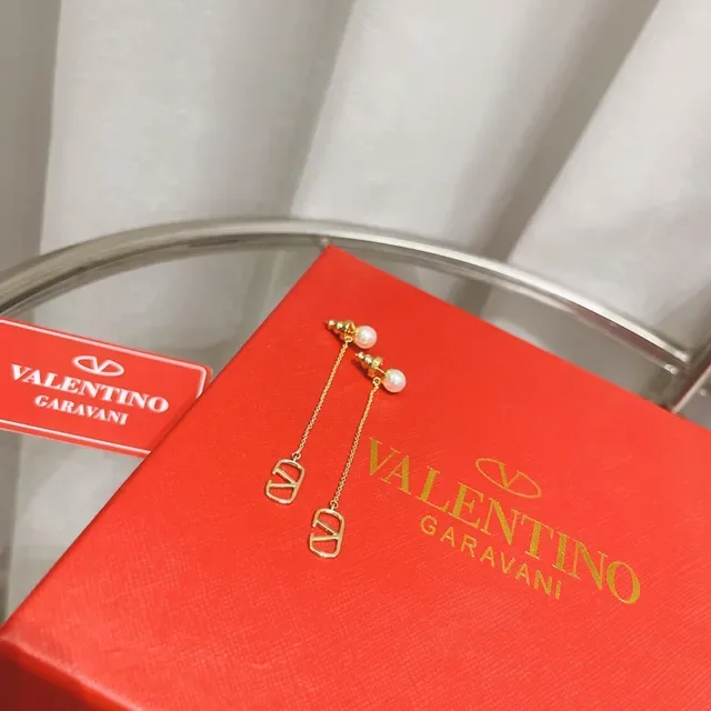 Valentino VLTN Pearl Stud Chain Dangling Earrings 8