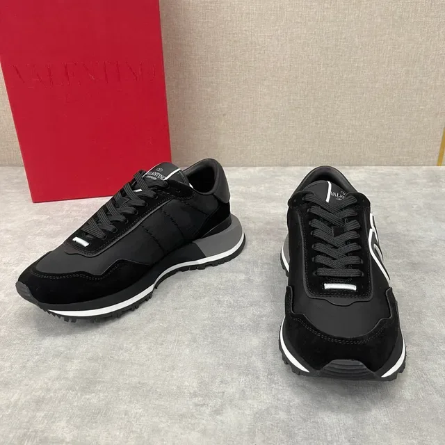 Valentino VLTN Runner Sneakers Lifestyle Noir Gris Argent 7