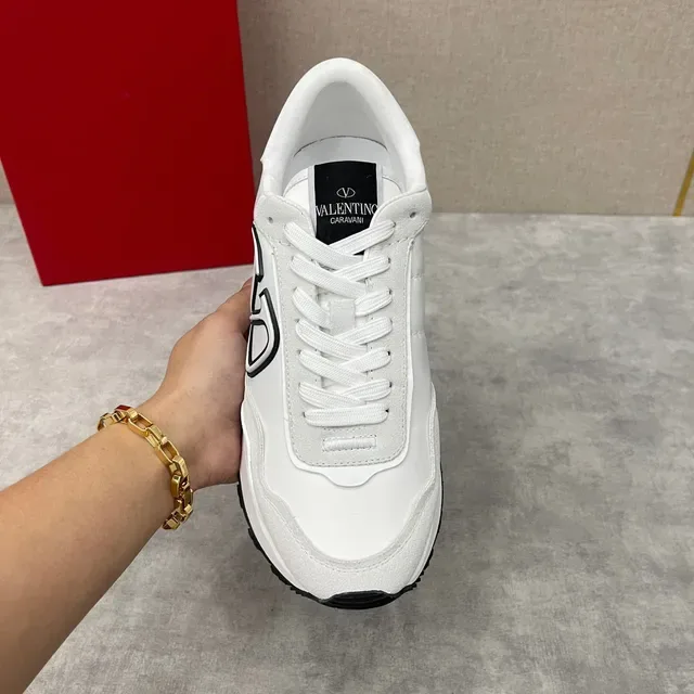 Valentino VLTN Runner Sneakers Lifestyle Blanc Noir Gris 4