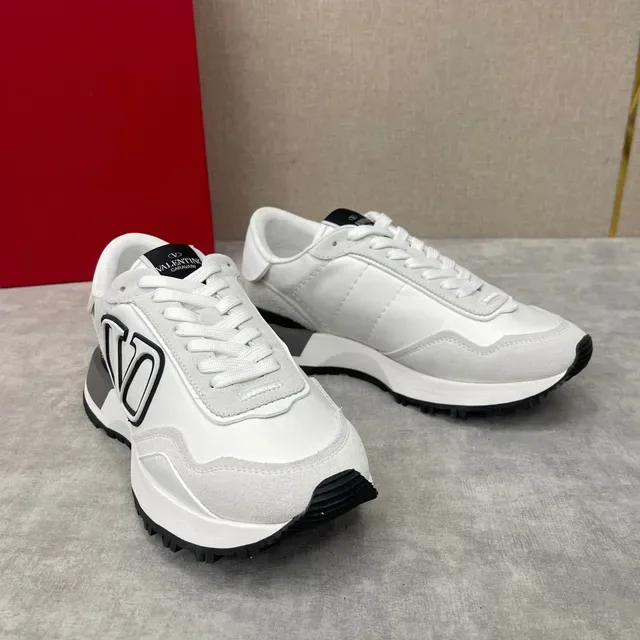 Valentino VLTN Runner Sneakers Lifestyle Blanc Noir Gris 8