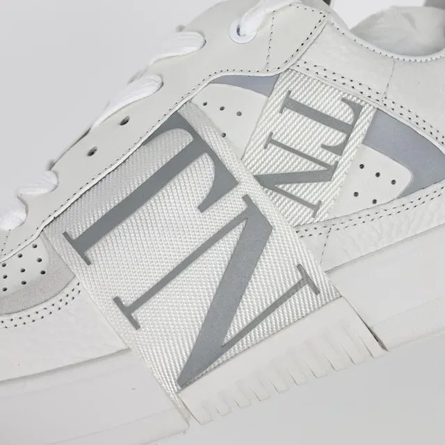 Valentino VLTN Sneakers Blanc Gris Low-Top Cuir Granulé Lifestyle 6