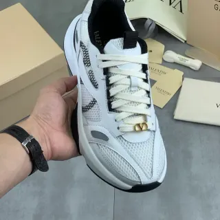 Valentino Blancas Negras Malla Y Recubrimiento Sintético Construcción Suela Esculpida Chunky Sneakers