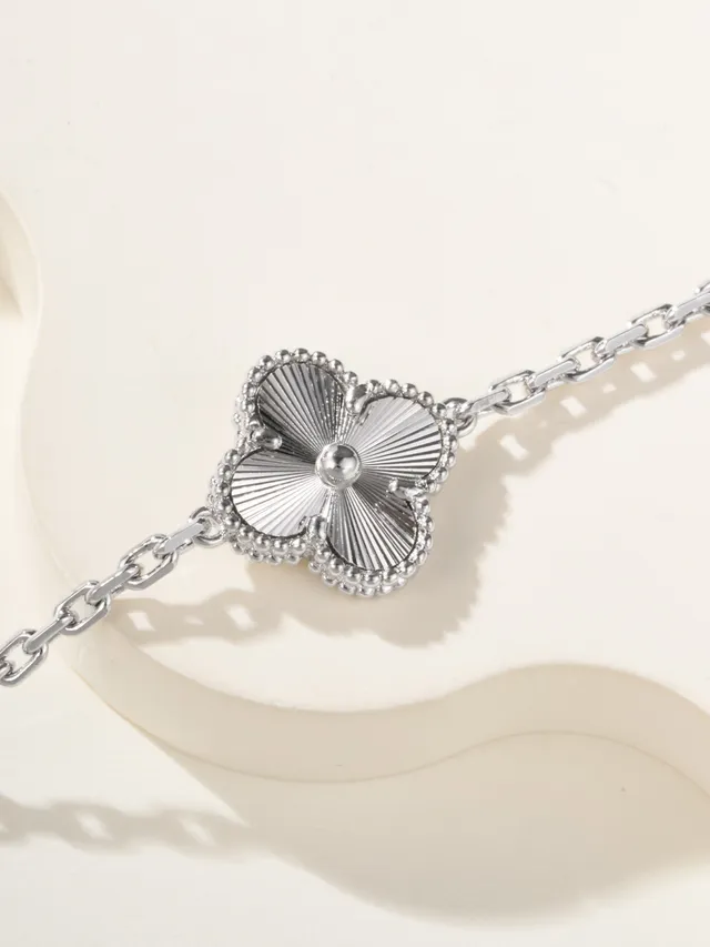 Van Cleef & Arpels ألعجمبرا خمسة أنماط مينا أزرق وفضي سوار 2