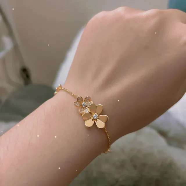 Van Cleef & Arpels Alhambra Cinq motifs Bracelet en or et diamants 5