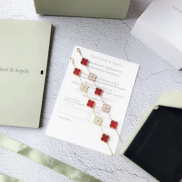 Van Cleef & Arpels Vintage Alhambra Five Motif vermelho e dourado pulseira 9