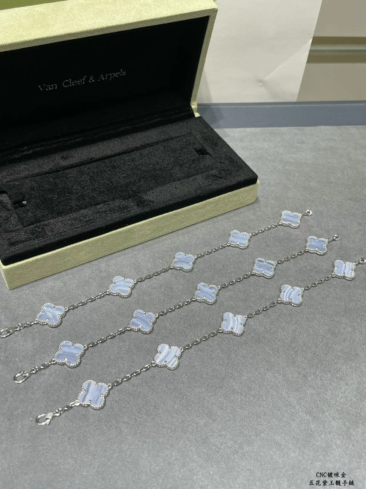 Van Cleef & Arpels Alhambra Five-Leaf Clover Light Blue Stone Bracelet 5